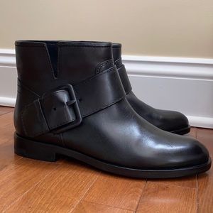 Sigerson Morrison Susie black leather buckle boot